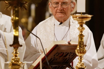 Béres György atya 90 éves