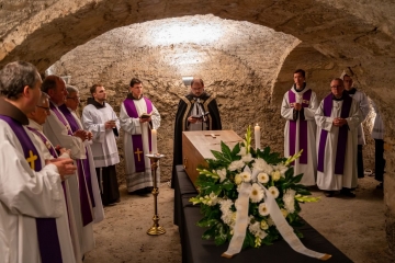 Csorba Domonkos atya temetése